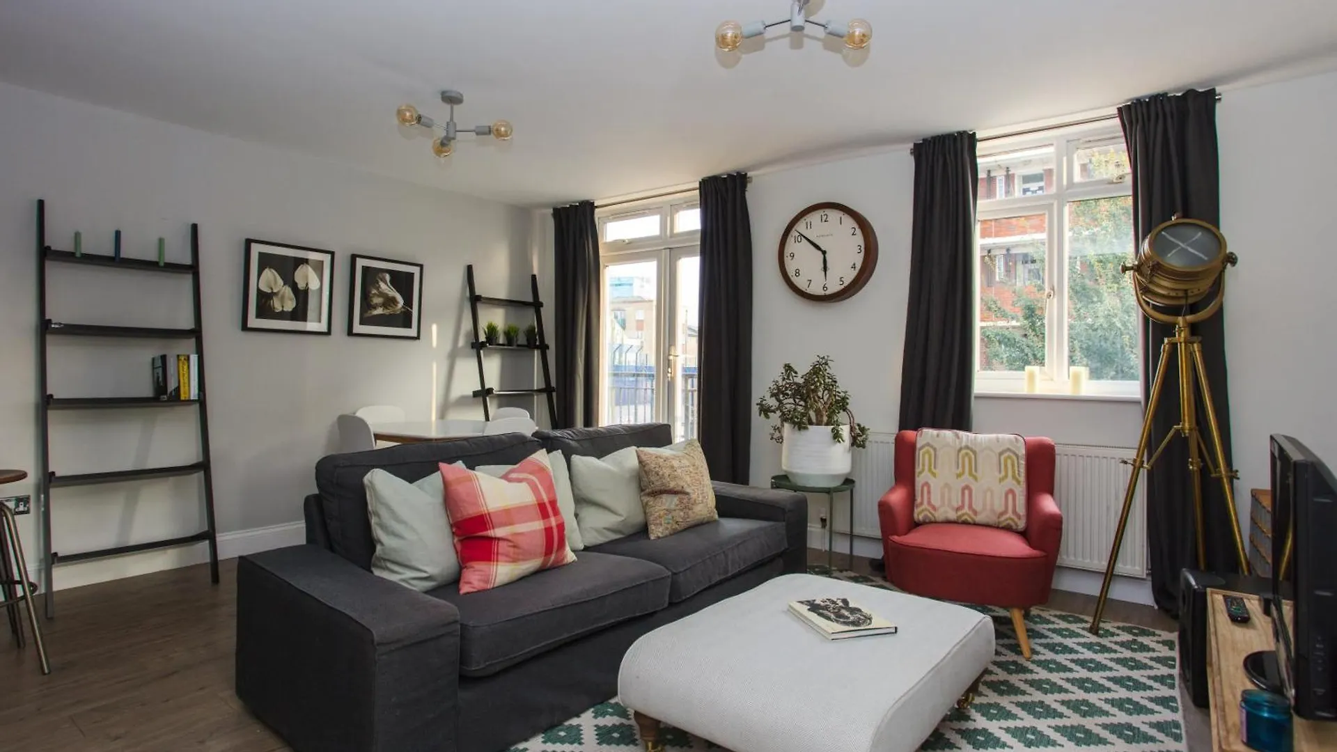 Apartment Lovely 2 Bedroom Flat Near Whitechapel Station London United Kingdom