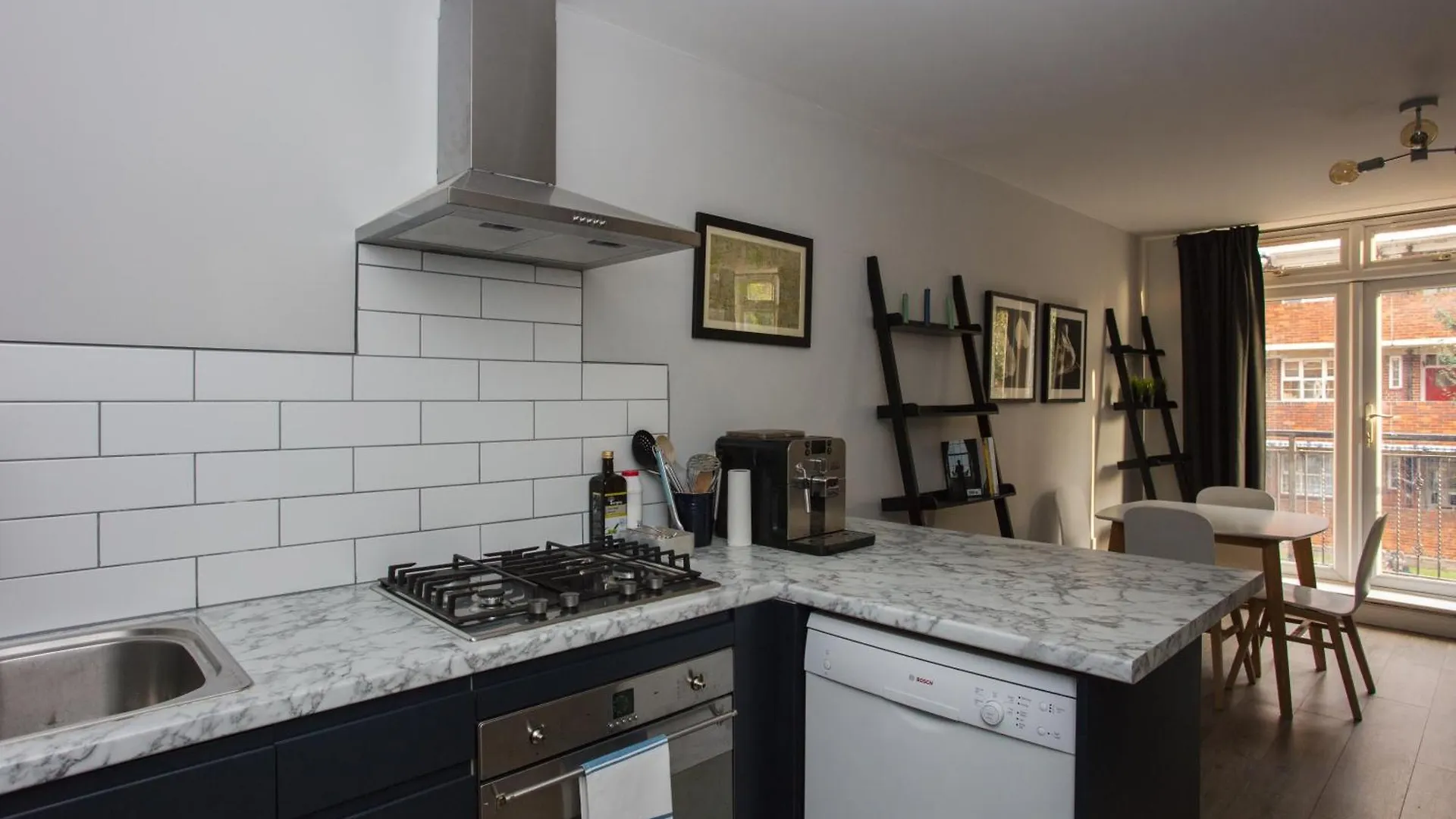 Apartment Lovely 2 Bedroom Flat Near Whitechapel Station London